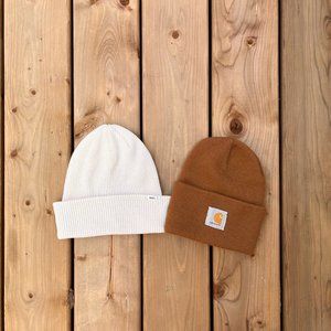 Two Pack - Vans Waffle and Carhartt Beanies